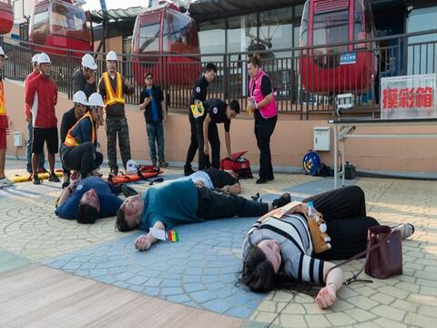 為遊客旅遊安全把關-中市府舉辦觀光遊樂業安全講習及緊急疏散演練