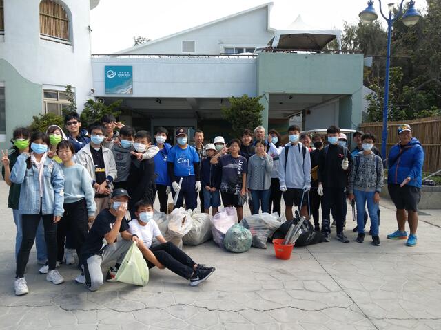 團體淨灘大成功