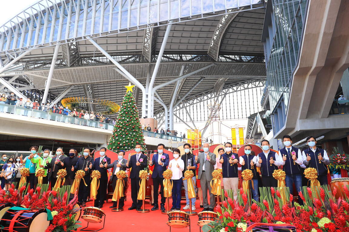 中台灣首座車站型商場-鐵鹿大街-開幕-盧市長-舊城區繁華再現