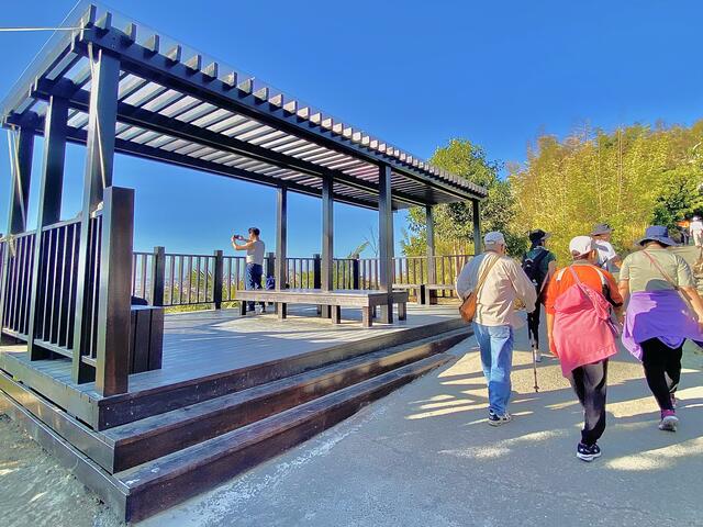 9號步道新設觀景平台-1