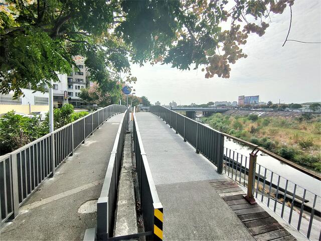 太原路木棧平台