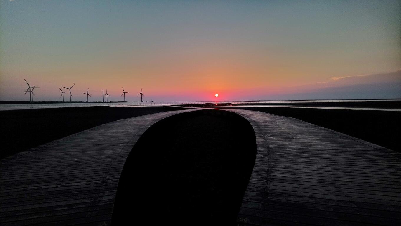 高美濕地木棧道