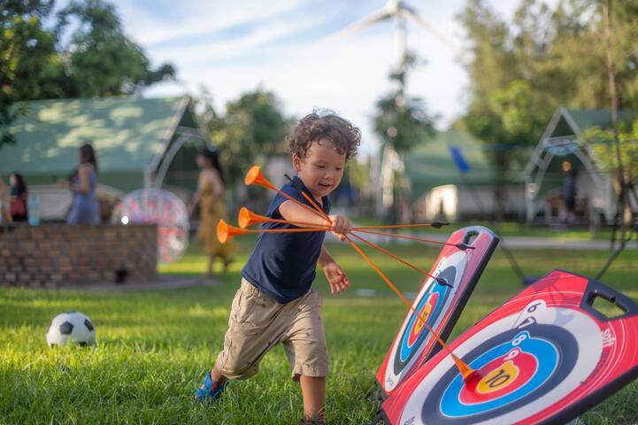 大安濱海露營區遊樂設施