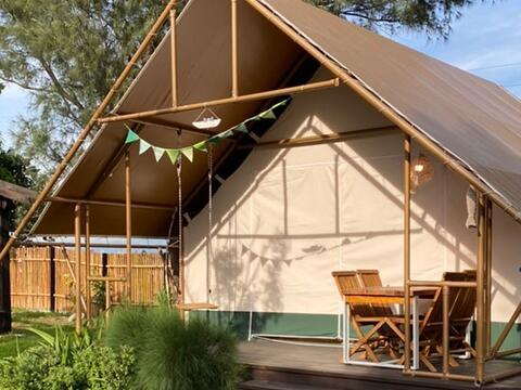 大安濱海露營區帳篷