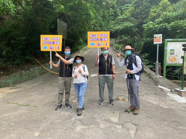 開放首日出動-台中景點疏導隊-視察景點狀況