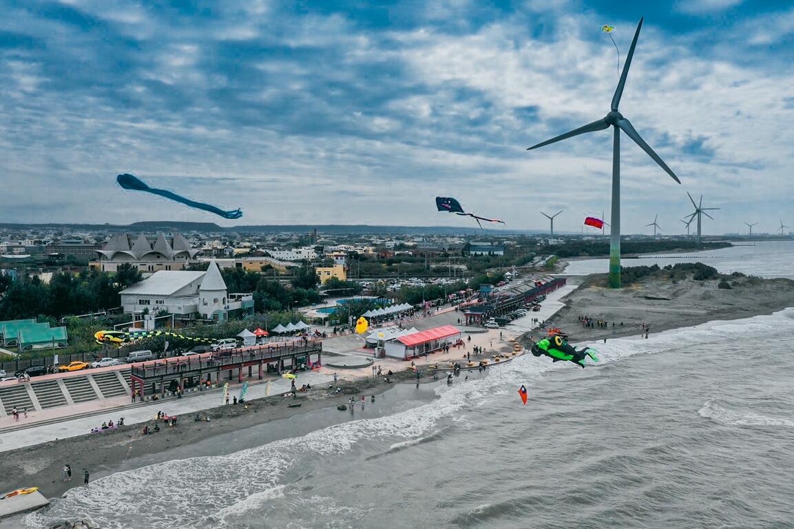 大安滨海乐园海滩