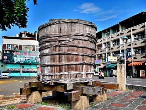 春遊中市最美自行車道 快意馳騁草湖溪畔山水間