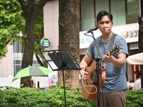 迷人嗓音的達尚將帶給活動不同凡響的音樂魅力