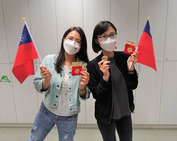 歡慶雙十-中市府-虎年雙十國慶紀念幣-限量發送