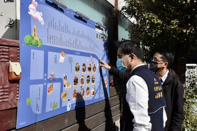 经发局长张峯源指出-市府特别於夜市设置美食地图供民众探索