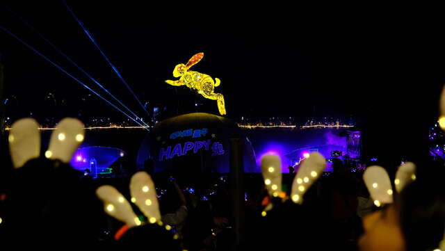 主燈秀光彩奪目