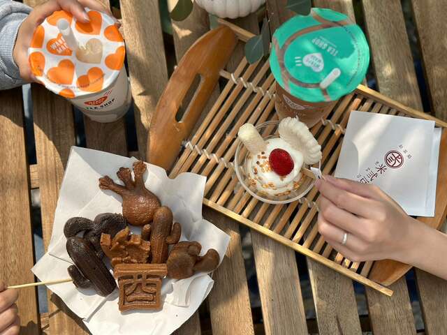 歡迎大家下班-下課後-來park2草悟廣場享受舒適又充滿異國餐飲選擇的直播賽事