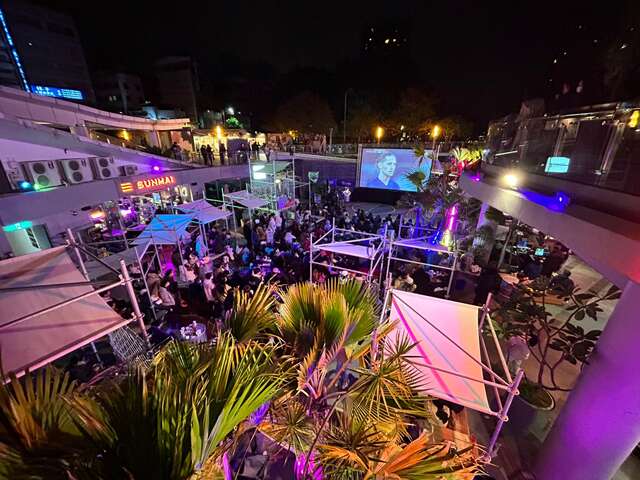 打造與全球零時差熱鬧氛圍