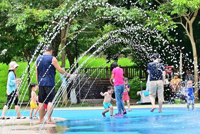 潭雅神綠園道戲水區週末最終開放-3