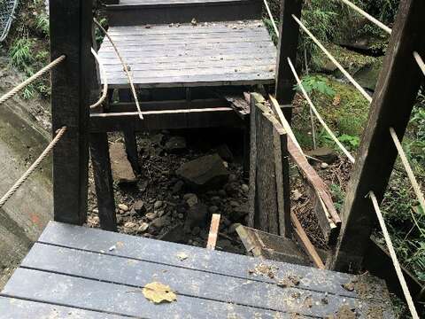 太平區蝙蝠洞登山步道封閉整修復建-0kplus430步道毀損處2_0