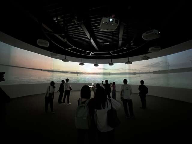 遊客中心內有360度環形劇場及互動體驗區等-歡迎大家體驗