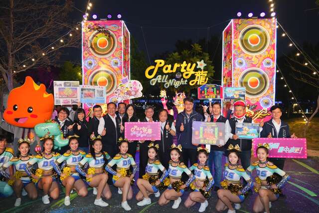 民政局-party龍-燈區人氣爆棚-全民放電派對熱力登場嗨翻台中夜
