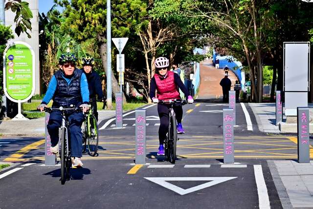 潭雅神綠園道125k景觀橋-自行車道及車阻