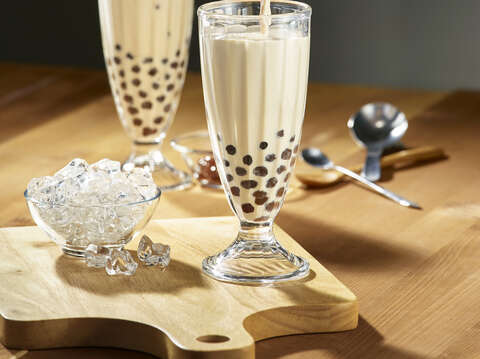 台中是珍珠奶茶發源地-歡迎韓國旅客到台中體驗親手diy的樂趣