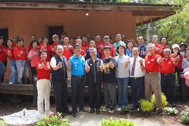 01-置顶-后里森林公园新焦点-永续绿建筑-四口之家-试营运掀热潮-_0