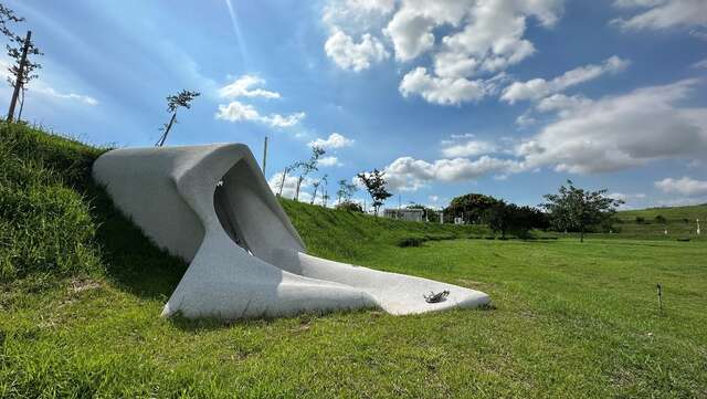 作品-蕴蕴之湳pipe-日间照片-青蛙雕塑版-_0