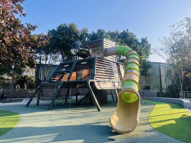 01-軍事風格創意登場-神岡豐洲公園-戰域堡壘遊戲場-完工亮相