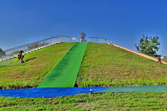 福田水资中心滑草道及溜滑梯_0
