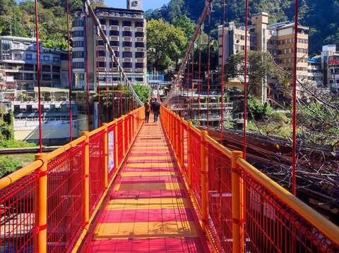 谷关商圈-谷关吊桥