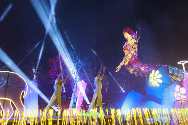 全国唯一会-蛇-出来的主灯女娲-蛇现幸福-的魅力十足