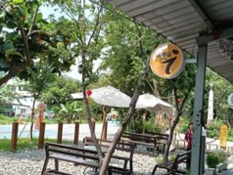 松錳租車豐原店借問站1_0