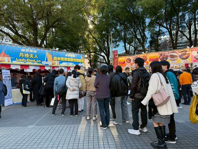 名古屋台中夜市活動現場人潮絡繹不絕