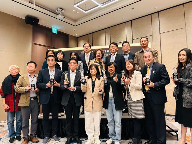 第十二屆活動卓越獎得獎者合照_0