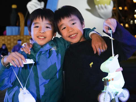 7姆明小提灯-可爱又应景