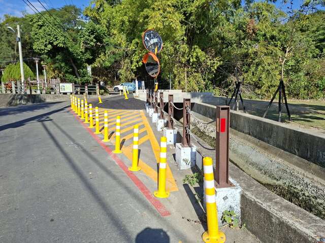 乌日知高圳步道周边 道路环境