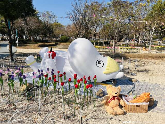 姆明女友歌妮与它的熊马吉