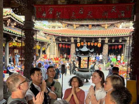 德国访团至彰化鹿港老街及天后宫参观祈福