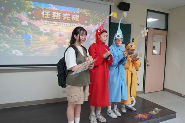 高中職組參賽學生穿搭生動服飾