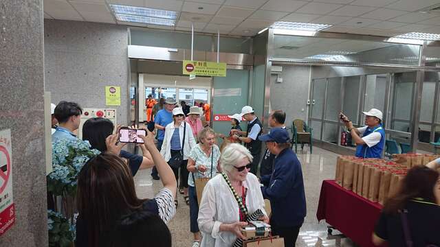 熱烈歡迎國際遊客造訪中台灣