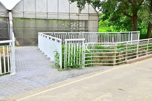 人行跨越設施設置