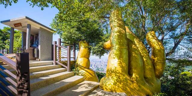 中台科大観音山登山道