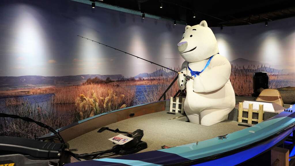 釣魚情境區美國快艇