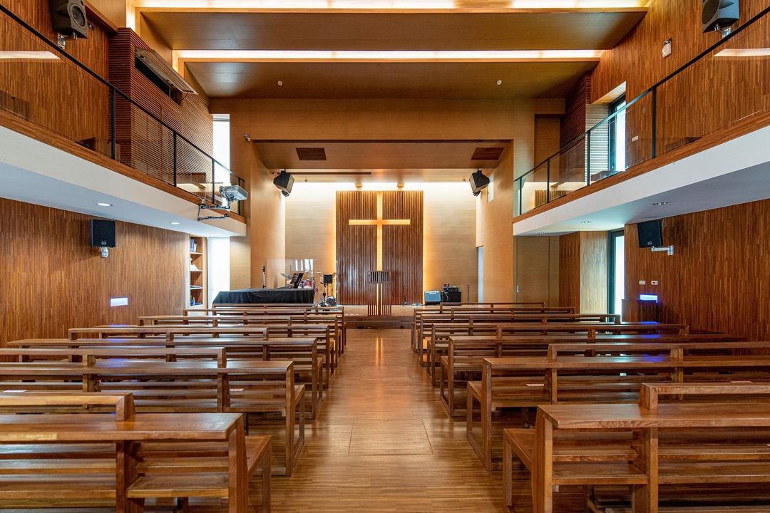 平安夜报佳音,到教堂感受既温馨又神圣的圣诞氛围!