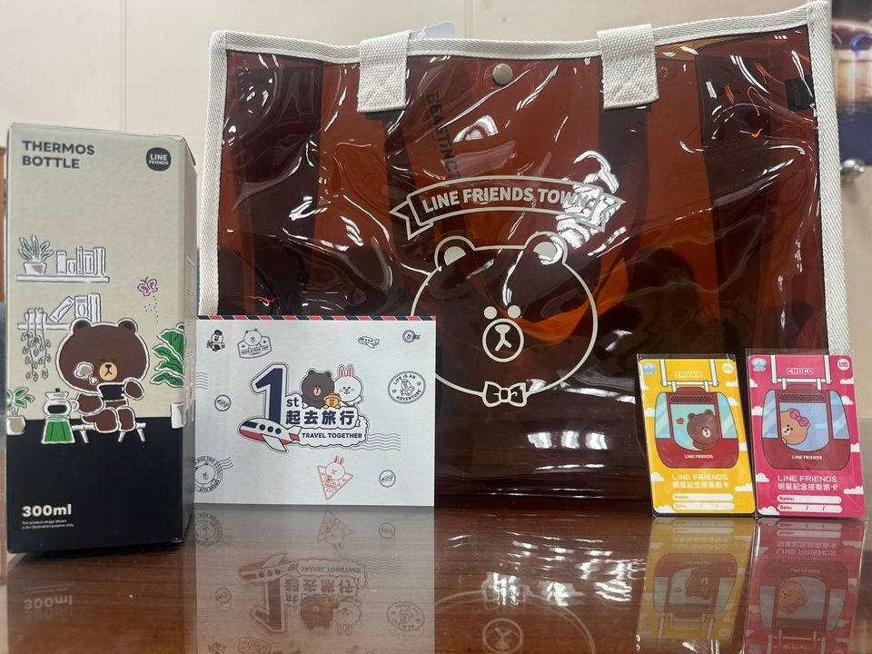 \到台中朝圣 #熊大的丽宝小镇!LINE FRIENDS好礼包大方送/