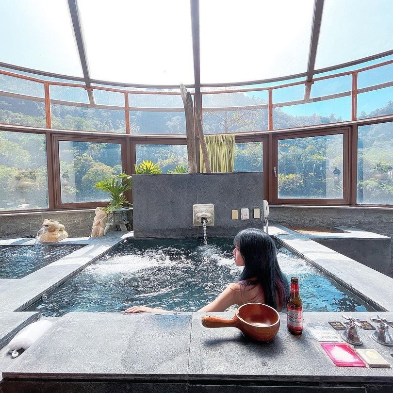 \ 節氣「霜降」寒露泡湯,快搭上臺中溫泉季之旅🚗 /