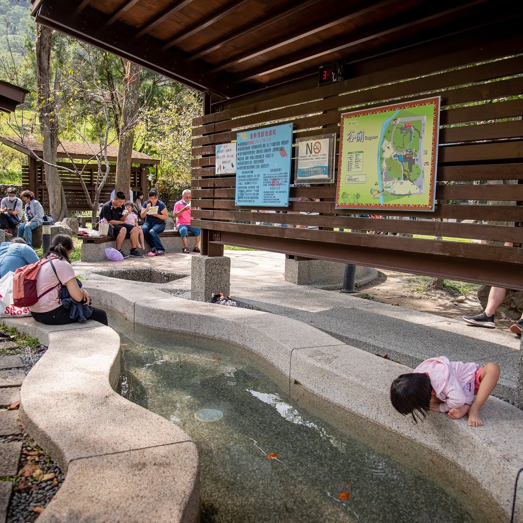 秋冬限定,台中山线泡脚秘境,让你不泡汤也能放松身心♨️