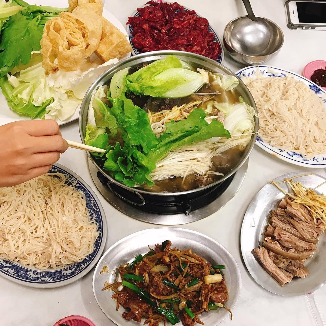 大寒进补最强攻略!台中这3间羊肉炉老饕必吃,汤头浓郁、肉质鲜嫩超疗癒!