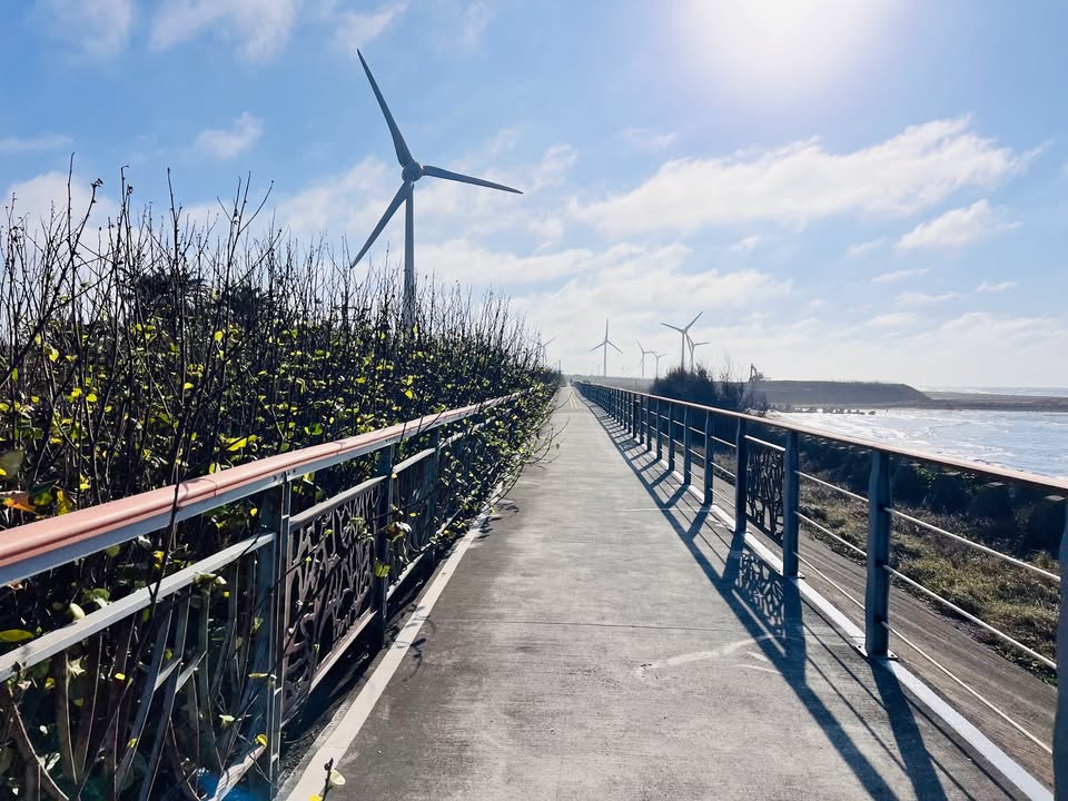 🚴♂️骑车看海更安心!台中滨海自行车道修缮完成🎉